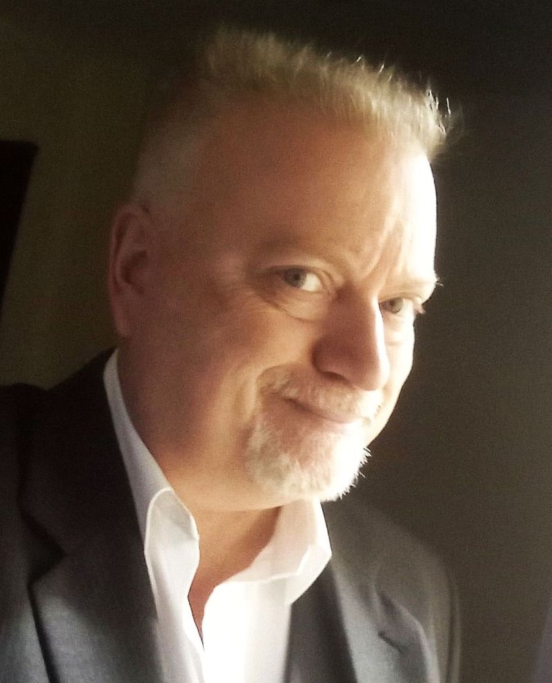 WriterArtistActor